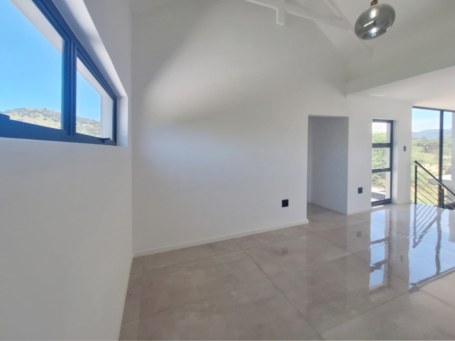 To Let 4 Bedroom Property for Rent in Redstone Private Country Estate North West